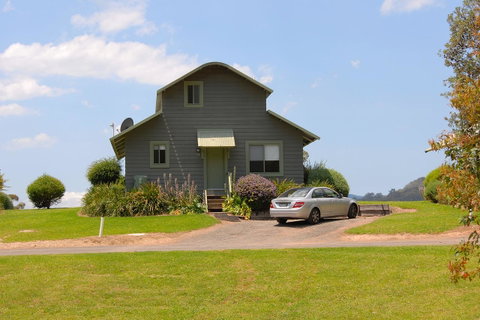 SkyView Villa - Yamba Accommodation 32