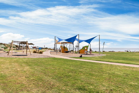 Maslin Beach Getaway - Yamba Accommodation 18