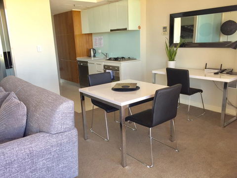 Adelaide DressCircle Apartments - North Terrace - Yamba Accommodation 15