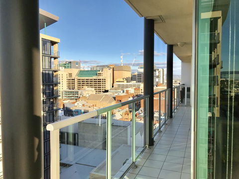 Adelaide DressCircle Apartments - North Terrace - Yamba Accommodation 8