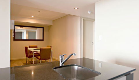 Adelaide DressCircle Apartments - North Terrace - Yamba Accommodation 18