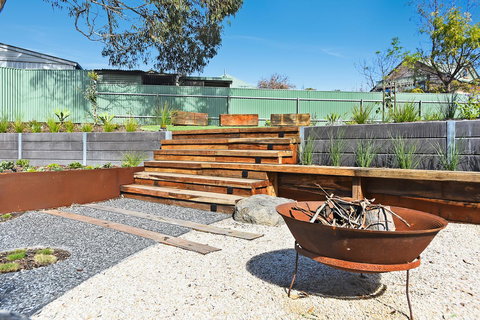 Port Of Call - Port Willunga - C21 SouthCoast Holidays - Yamba Accommodation 2