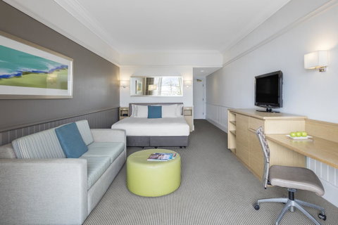 Crowne Plaza Terrigal Pacific, An IHG Hotel - Yamba Accommodation 2