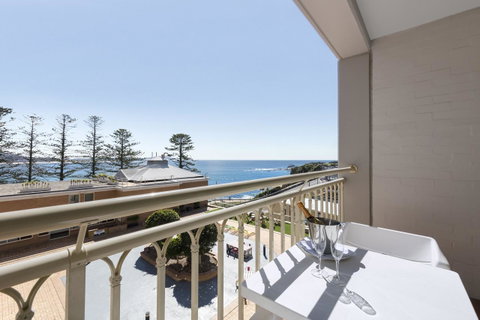 Crowne Plaza Terrigal Pacific, An IHG Hotel - Yamba Accommodation 5