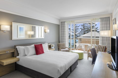 Crowne Plaza Terrigal Pacific, An IHG Hotel - Yamba Accommodation 4