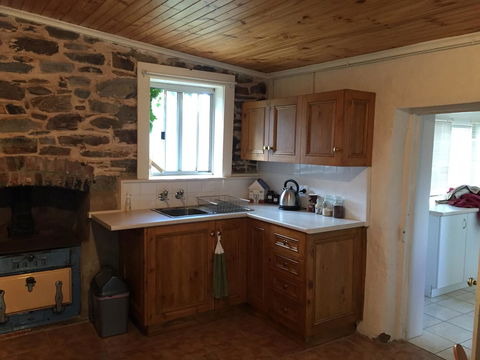 Blyth Cottage Burra - Yamba Accommodation 8