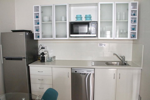 Smugglers Inn Studio Apartments - Yamba Accommodation 8