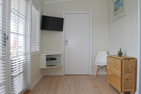 Smugglers Inn Studio Apartments - Yamba Accommodation 17