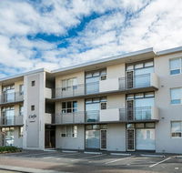Glenelg Holiday Apartments - Corfu - Yamba Accommodation