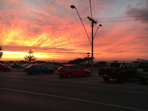 Adelaide - Semaphore Beach Front - Yamba Accommodation 5