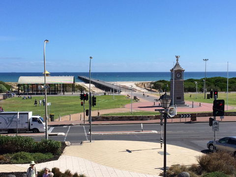 Adelaide - Semaphore Beach Front - Yamba Accommodation 25