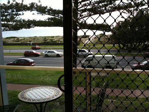 Adelaide - Semaphore Beach Front - Yamba Accommodation 9