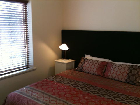 Adelaide - Semaphore Beach Front - Yamba Accommodation 13