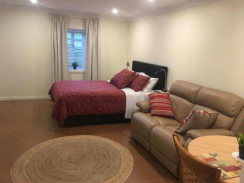 Hahndorf Oak Tree Cottages - Yamba Accommodation 15