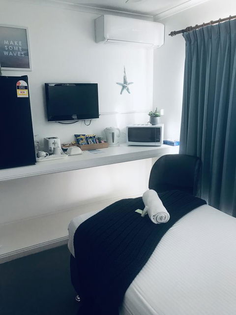 OCEAN BREEZE MOTEL - Yamba Accommodation 8