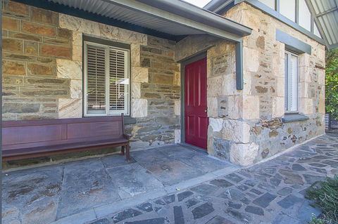Stoneleigh Cottage Bed And Breakfast - Yamba Accommodation 13