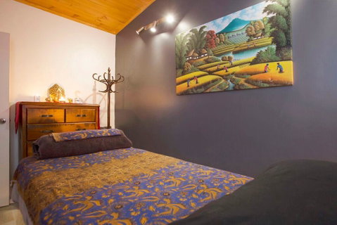 Hahndorf House B&B - Yamba Accommodation 11