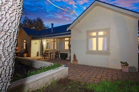 Hahndorf House B&B - Yamba Accommodation 32