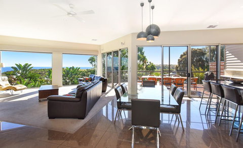 Lavina Luxury Beach House - Yamba Accommodation 1