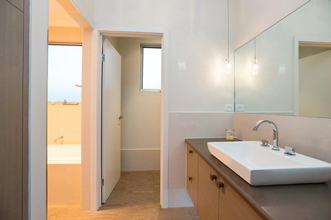 Lavina Luxury Beach House - Yamba Accommodation 27