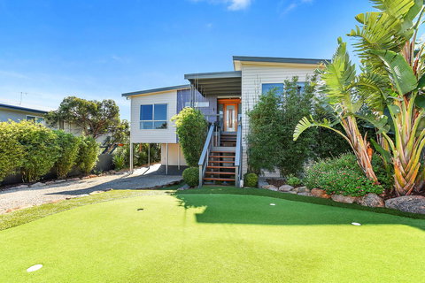 Lavina Luxury Beach House - Yamba Accommodation 7