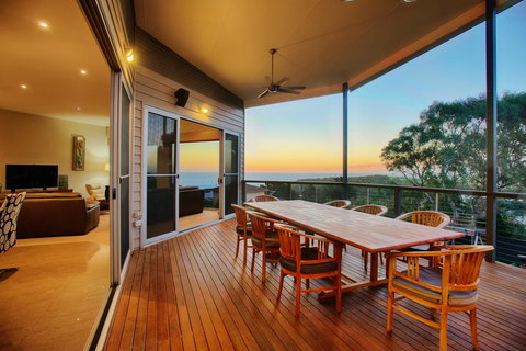 Lavina Luxury Beach House - Yamba Accommodation 12