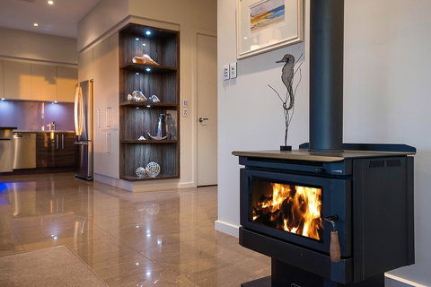 Lavina Luxury Beach House - Yamba Accommodation 6