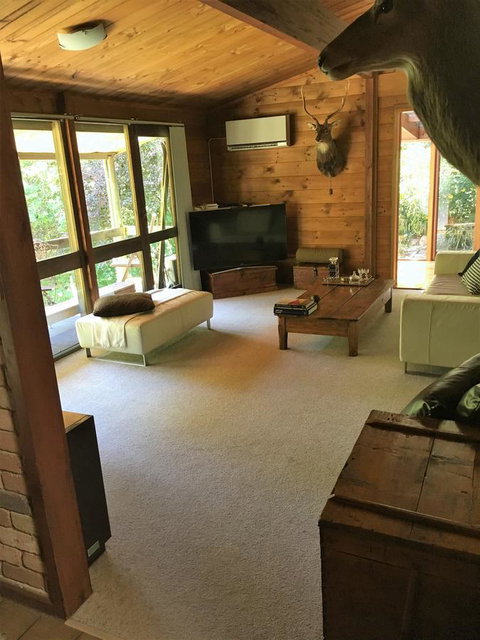 Hilltop - Yamba Accommodation 3