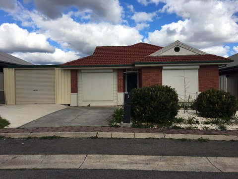 Windsor Gardens Home - Yamba Accommodation 17