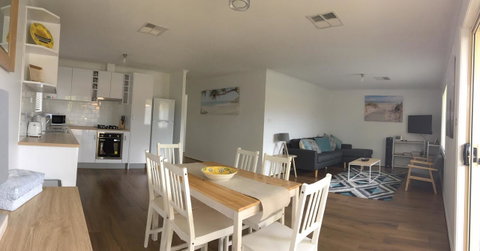Windsor Gardens Home - Yamba Accommodation 9
