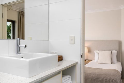 Bayview Beachfront Apartments, In Town Right On The Beach - Yamba Accommodation 31