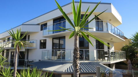 Bayview Beachfront Apartments, In Town Right On The Beach - Yamba Accommodation 14