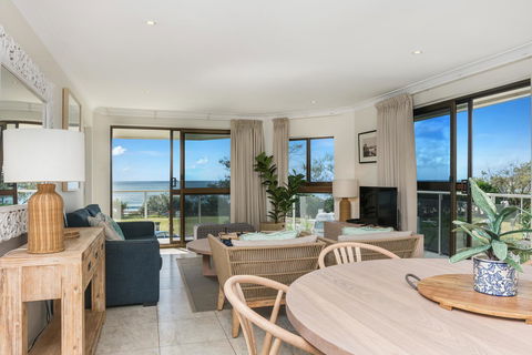 Bayview Beachfront Apartments, In Town Right On The Beach - Yamba Accommodation 30