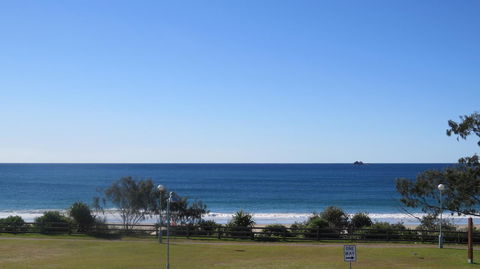 Bayview Beachfront Apartments, In Town Right On The Beach - Yamba Accommodation 28