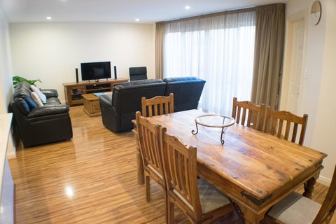 Longreach At Port Elliot - Yamba Accommodation 5