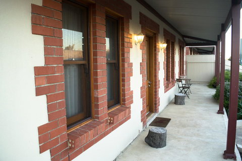 Longreach At Port Elliot - Yamba Accommodation 0