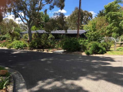 Hilltop Too - Yamba Accommodation 22