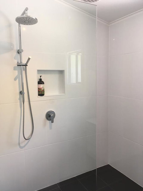 Hilltop Too - Yamba Accommodation 18