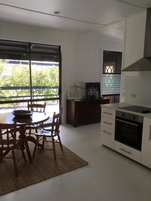 Hilltop Too - Yamba Accommodation 8
