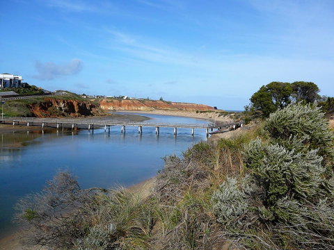 McCloud House - Yamba Accommodation 5
