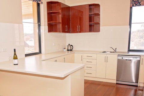 Whyalla Playford Apartments - Yamba Accommodation 5