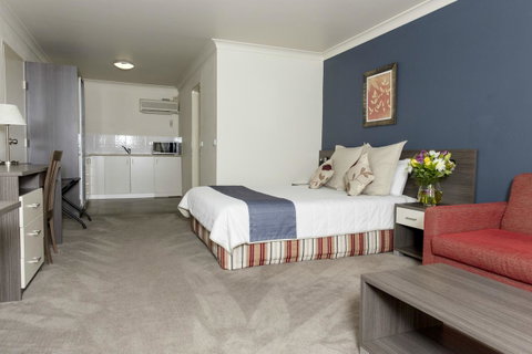 Bathurst Motor Inn - Yamba Accommodation 11