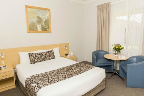 Bathurst Motor Inn - Yamba Accommodation 3