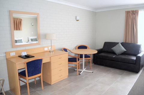 Bathurst Motor Inn - Yamba Accommodation 9