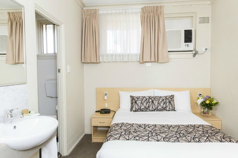 Bathurst Motor Inn - Yamba Accommodation 23
