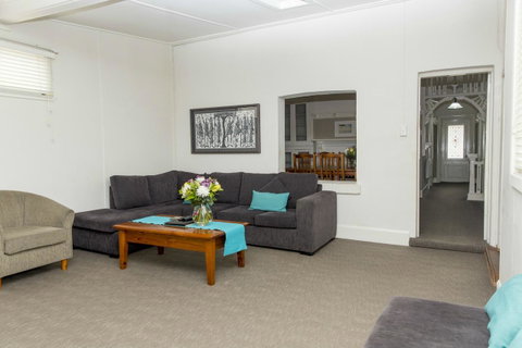 Bathurst Motor Inn - Yamba Accommodation 31