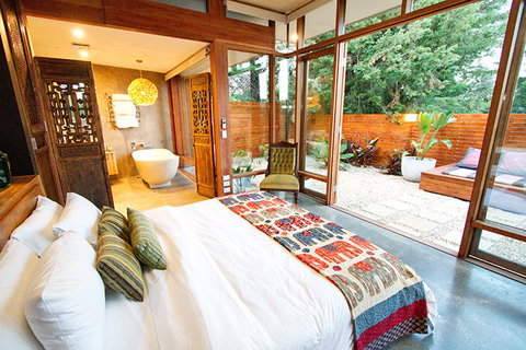 Sticky Rice Villas - Yamba Accommodation 12