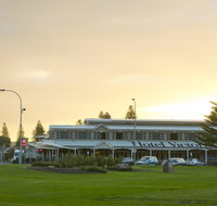 Hotel Victor - Yamba Accommodation
