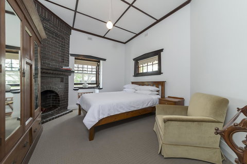 White Rocks Barossa - Yamba Accommodation 3