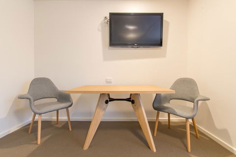 Mick O\'Sheas - Yamba Accommodation 8